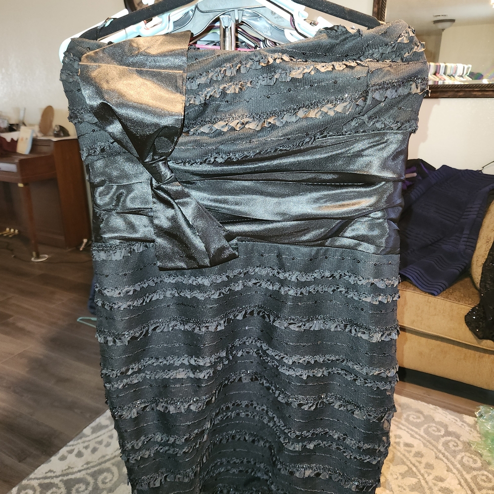 Torrid Black Textured Strapless Dress